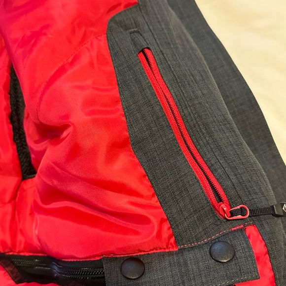 McKinley Recco Women's Ski Jacket - Picture 13 of 16